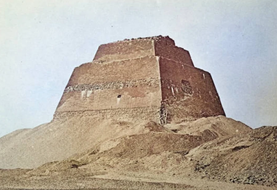 AL-Fayoum Pyramids from Cairo day Tour